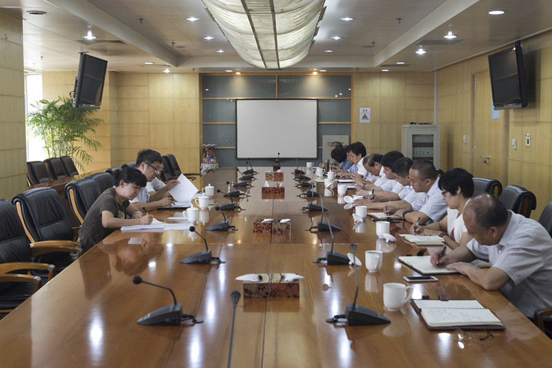 11名新任集團中層管理人員參加集體廉政談話